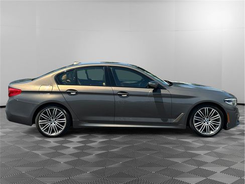 Used 2020 BMW M550i xDrive w/ Executive Package AWD/4WD image 6