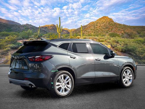 Used 2019 Chevrolet Blazer LT w/ Sun and Wheels Package AWD/4WD image 4