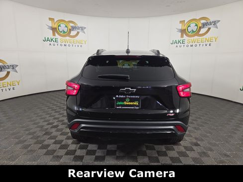 Used 2025 Chevrolet Trax RS w/ Driver Confidence Package FWD image 9