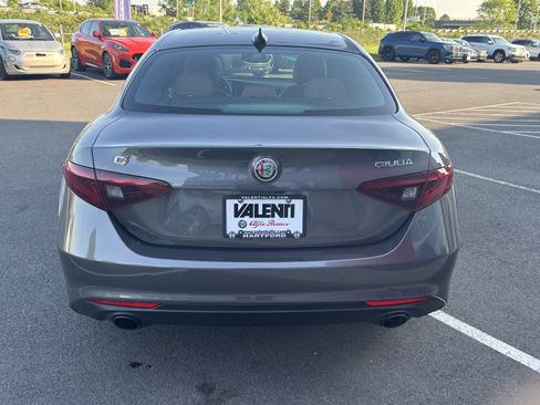 Certified 2023 Alfa Romeo Giulia Ti AWD/4WD image 10