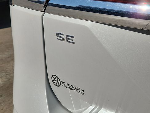 New 2026 Volkswagen Atlas SE image 10