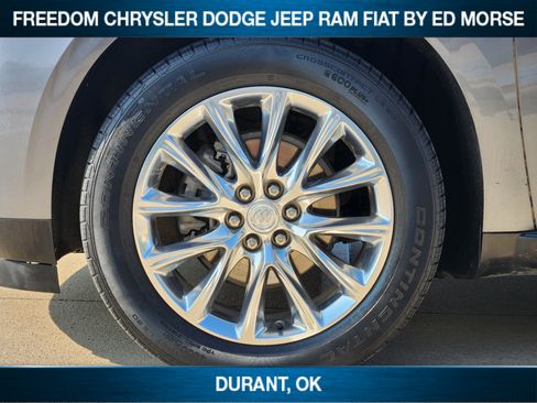 Used 2021 Buick Enclave Premium w/ Sun and Sites Package FWD image 7