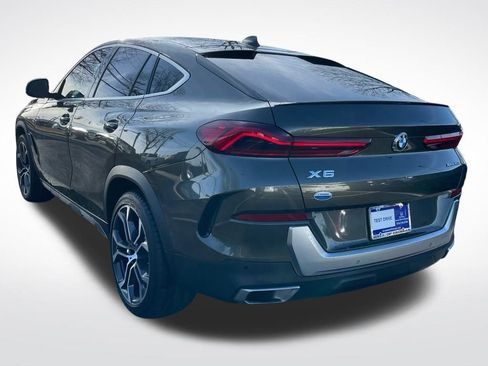 Used 2023 BMW X6 xDrive40i w/ Premium Package image 4