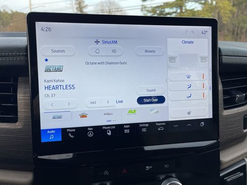 Certified 2024 Ford Expedition Limited image 10