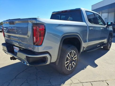 New 2026 GMC Sierra 1500 AT4 AWD/4WD image 7