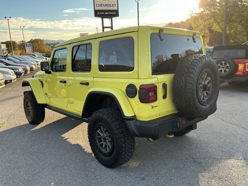 Used 2022 Jeep Wrangler Unlimited Rubicon w/ Trailer Tow Package image 6