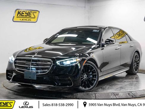 Used 2023 Mercedes-Benz S 500 4MATIC w/ AMG Line image 1