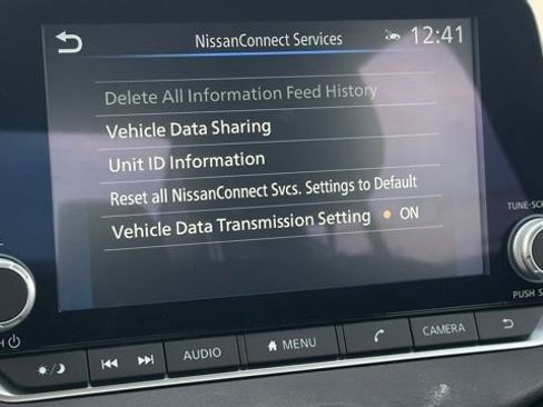 Used 2025 Nissan Sentra SR w/ SR Premium Package image 36