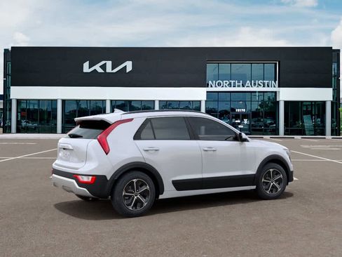 New 2026 Kia Niro LX FWD image 6