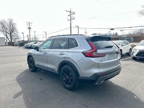 Used 2023 Honda CR-V Sport image 11