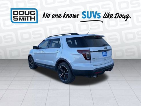 Used 2013 Ford Explorer Sport image 4
