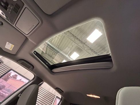 Used 2017 Honda Ridgeline RTL-E image 56