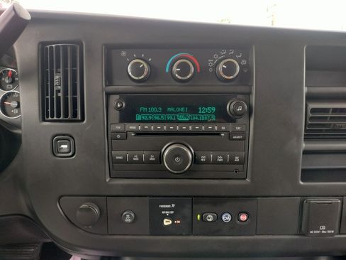 Used 2017 Chevrolet Express 2500 LS image 35