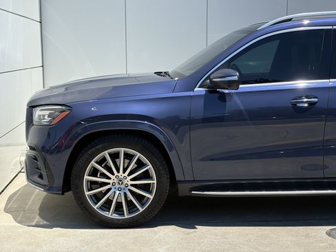 Used 2024 Mercedes-Benz GLS 580 4MATIC image 5