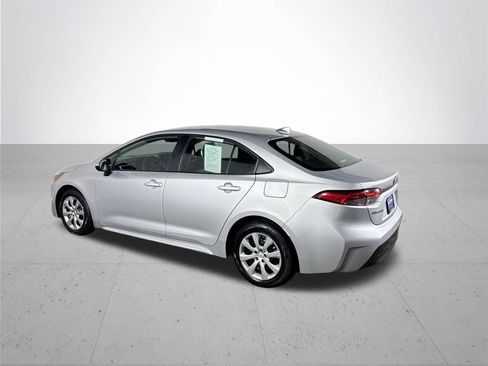 Used 2024 Toyota Corolla LE FWD image 8