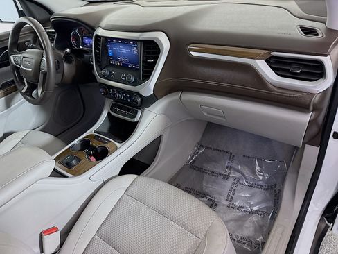Used 2022 GMC Acadia SLE FWD image 30