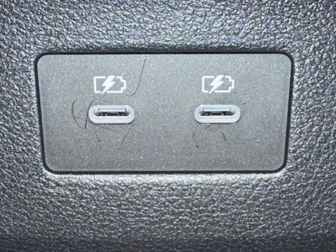 Used 2026 Nissan Kicks SR FWD image 30