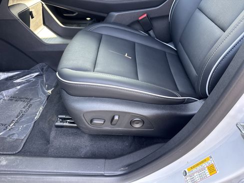 New 2025 Buick Enclave Preferred image 12