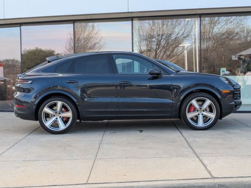 New 2026 Porsche Cayenne S image 8