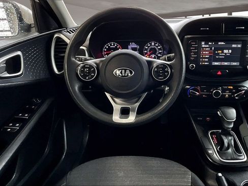 Used 2021 Kia Soul S image 6