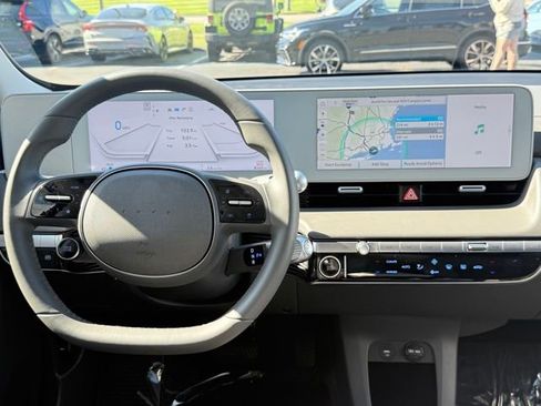 Used 2024 Hyundai Ioniq 5 SE image 23