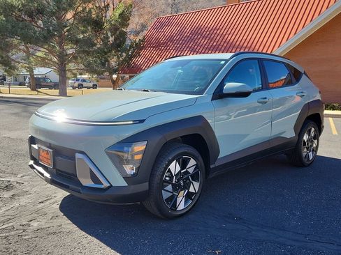 Used 2024 Hyundai Kona SEL image 4