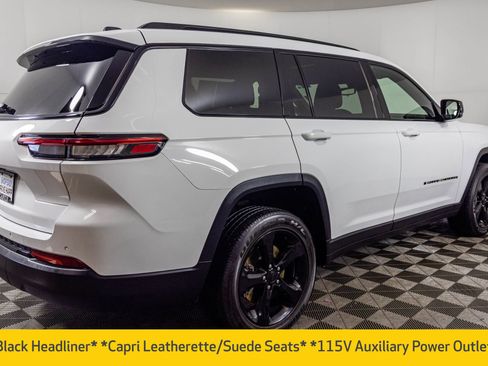 Used 2023 Jeep Grand Cherokee L Laredo image 18