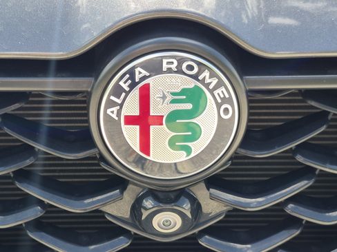 Used 2024 Alfa Romeo Tonale Veloce AWD/4WD image 61