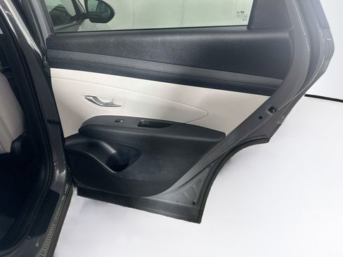 Used 2025 Hyundai Tucson SEL AWD/4WD image 30