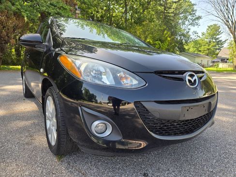Used 2012 MAZDA MAZDA2 Touring FWD image 15