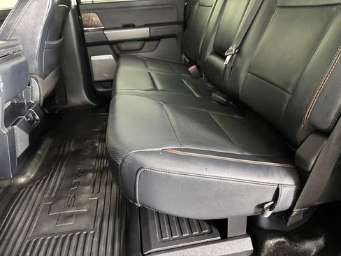 Used 2024 Ford F350 Lariat w/ Black Appearance Package AWD/4WD image 27