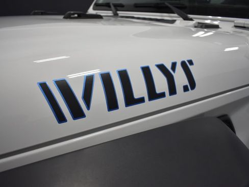 Used 2024 Jeep Wrangler Unlimited AWD/4WD image 41