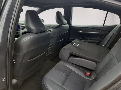 Used 2025 Toyota Camry XSE FWD image 9