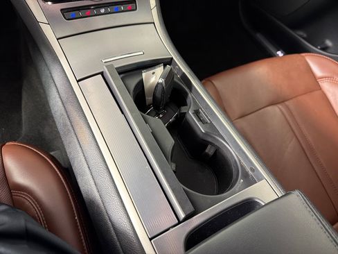 Used 2020 Lincoln MKZ Reserve w/ Elements Package FWD image 17
