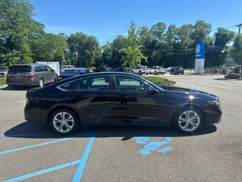 Used 2023 Honda Accord LX image 9