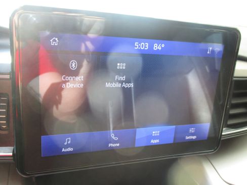 Used 2020 Ford Explorer XLT w/ Equipment Group 202A image 18