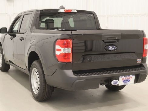 New 2025 Ford Maverick XL image 6