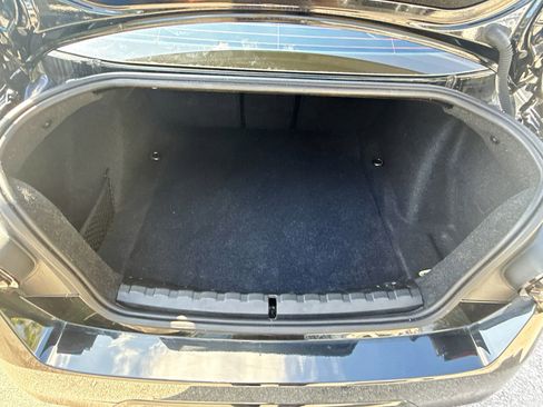 Used 2023 BMW 230i Coupe w/ M Sport Package RWD image 27