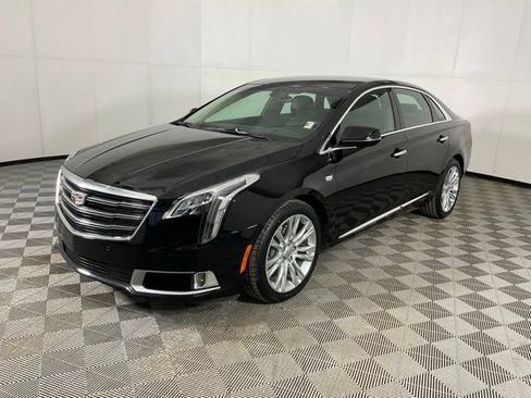 Used 2018 Cadillac XTS Luxury image 1