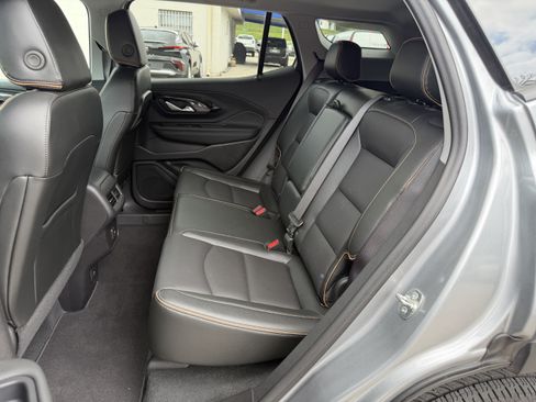 Used 2024 GMC Terrain AT4 AWD/4WD image 12