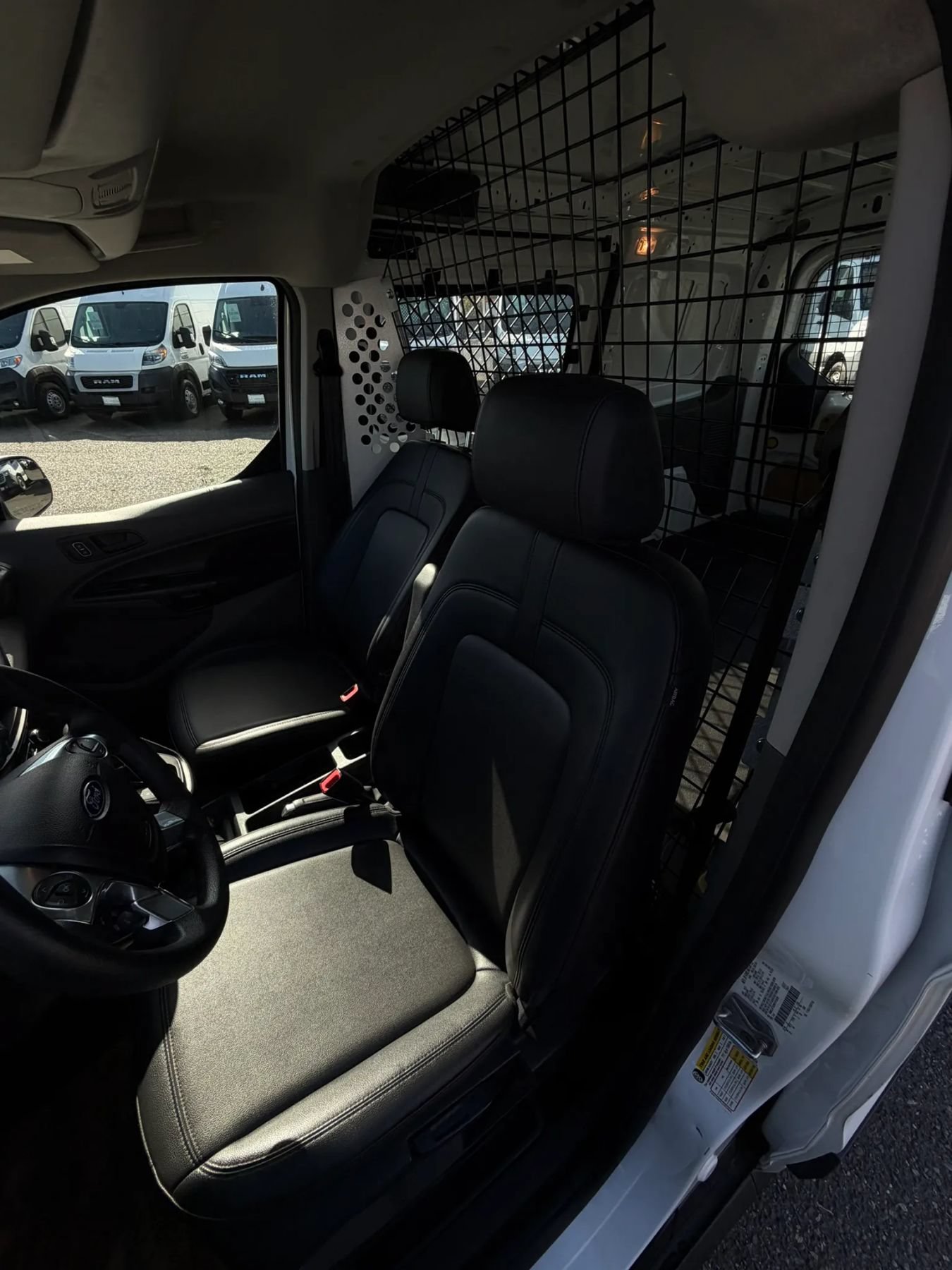 Used 2022 Ford Transit Connect XL FWD image 32