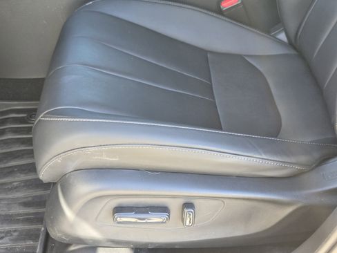 Certified 2025 Acura ADX FWD image 32