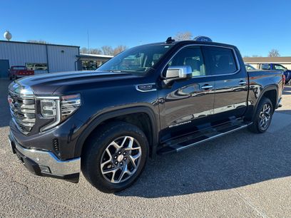 Used 2024 GMC Sierra 1500 SLT w/ SLT Premium Plus Package
