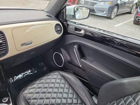 Used 2019 Volkswagen Beetle 2.0T Final Edition SEL image 3