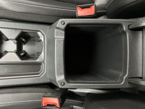 Used 2022 Volkswagen Tiguan SE image 20