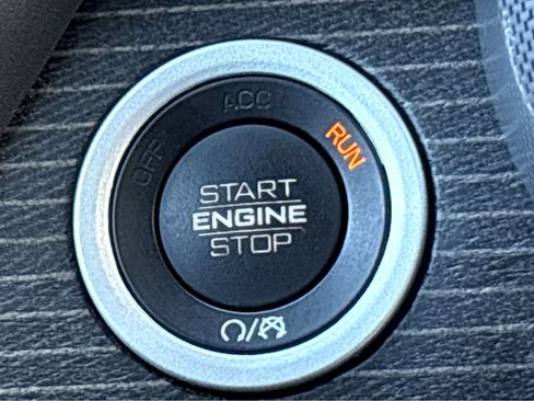 Used 2019 RAM 1500 Limited image 5