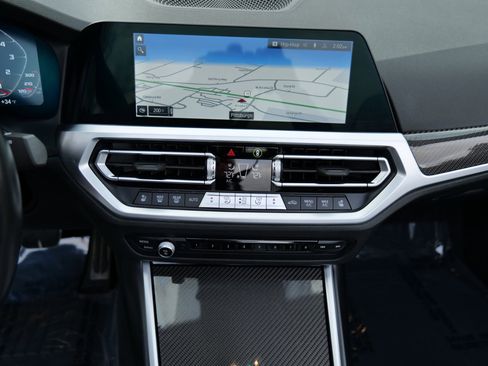 Used 2022 BMW M4 xDrive Competition image 22