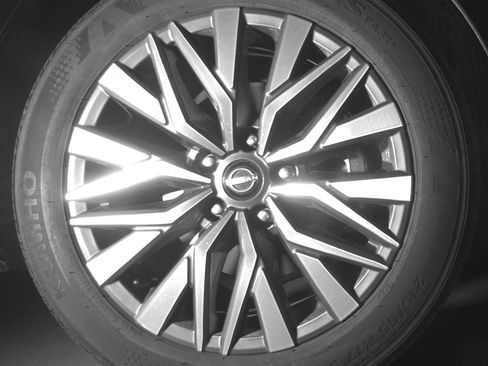 Used 2025 Nissan Altima 2.5 SV FWD image 13