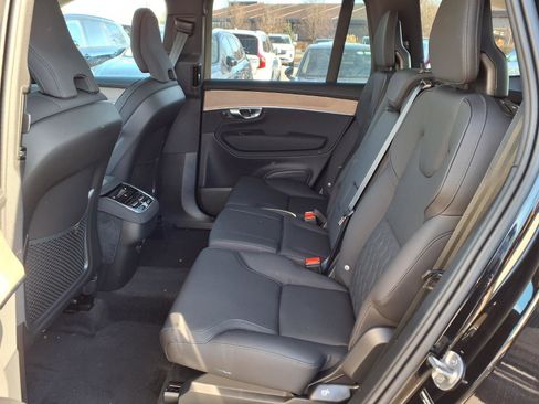 New 2026 Volvo XC90 B6 Plus w/ Protection Package image 8