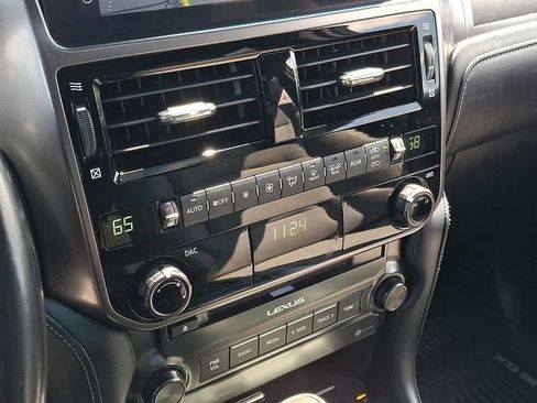 Used 2023 Lexus GX 460 w/ Black Line Special Edition AWD/4WD image 16